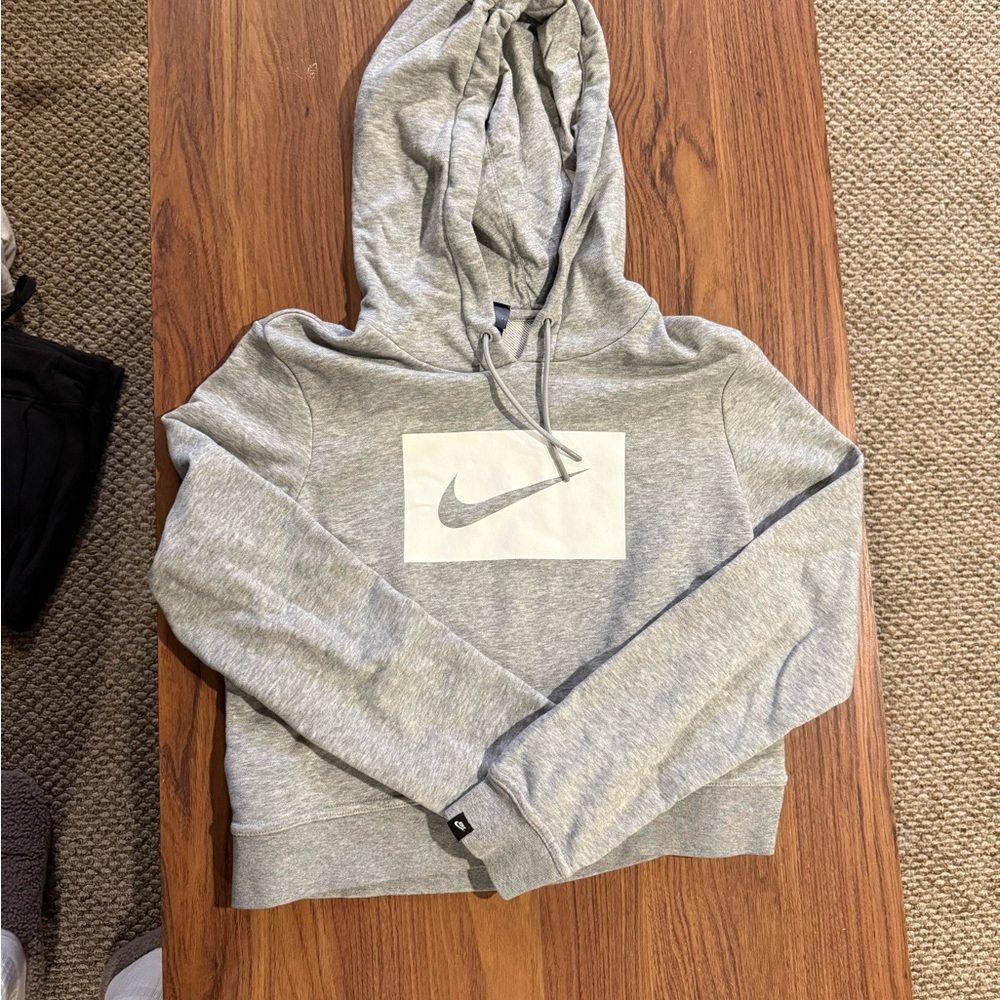 Nike Cropped Gray Pullover Hoodie